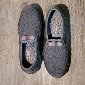 ❣️ LOVED UP SKECHERS SLIP ON